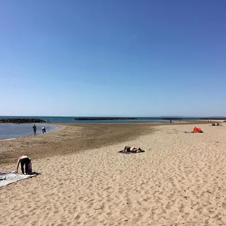Mobil Pour 6 Personnes Climatisé à Quelques Minutes Des Plages